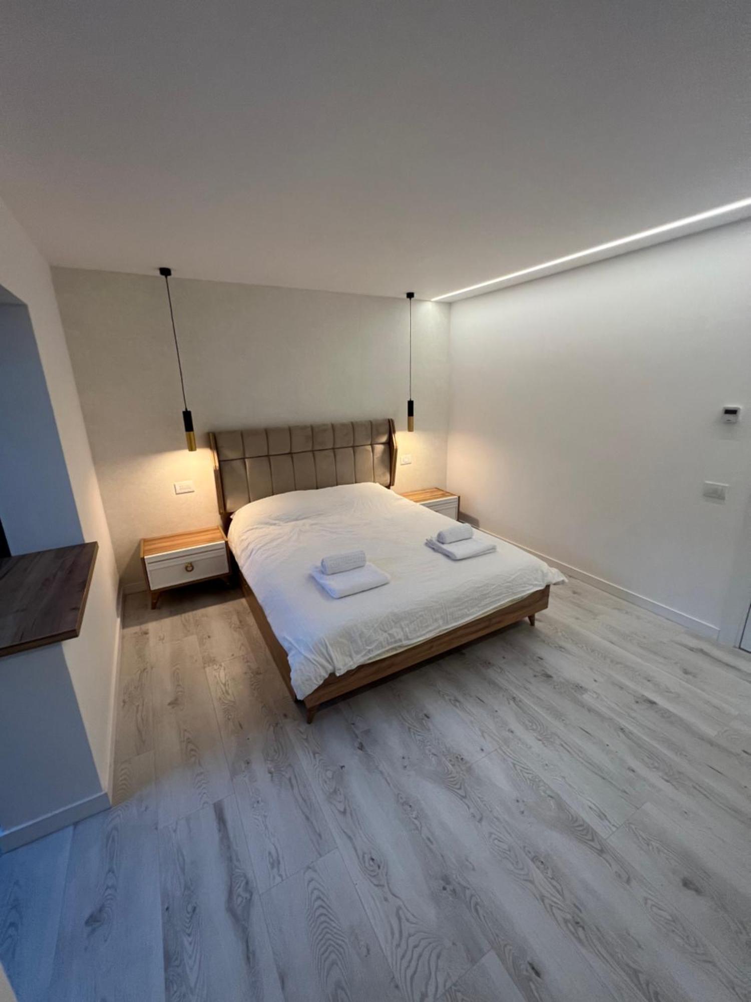 Modern Premium Apartment 1 Targoviste Exterior photo